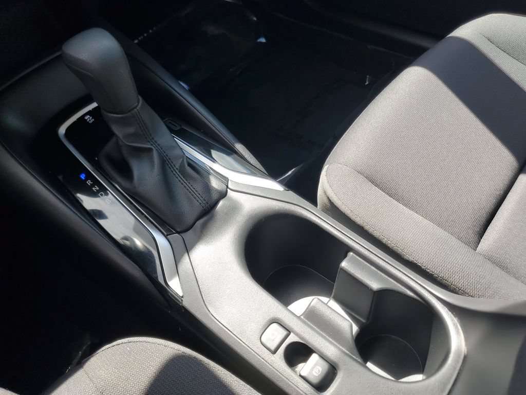 Used 2025 Toyota Corolla LE FWD image 23