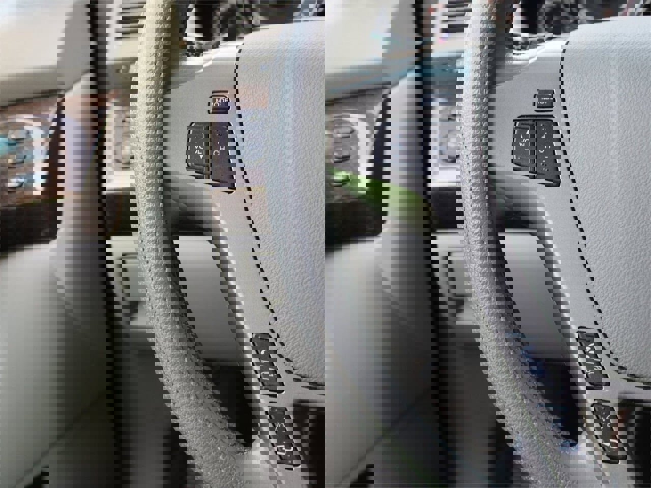 Used 2011 Acura MDX w/ Technology Package image 26