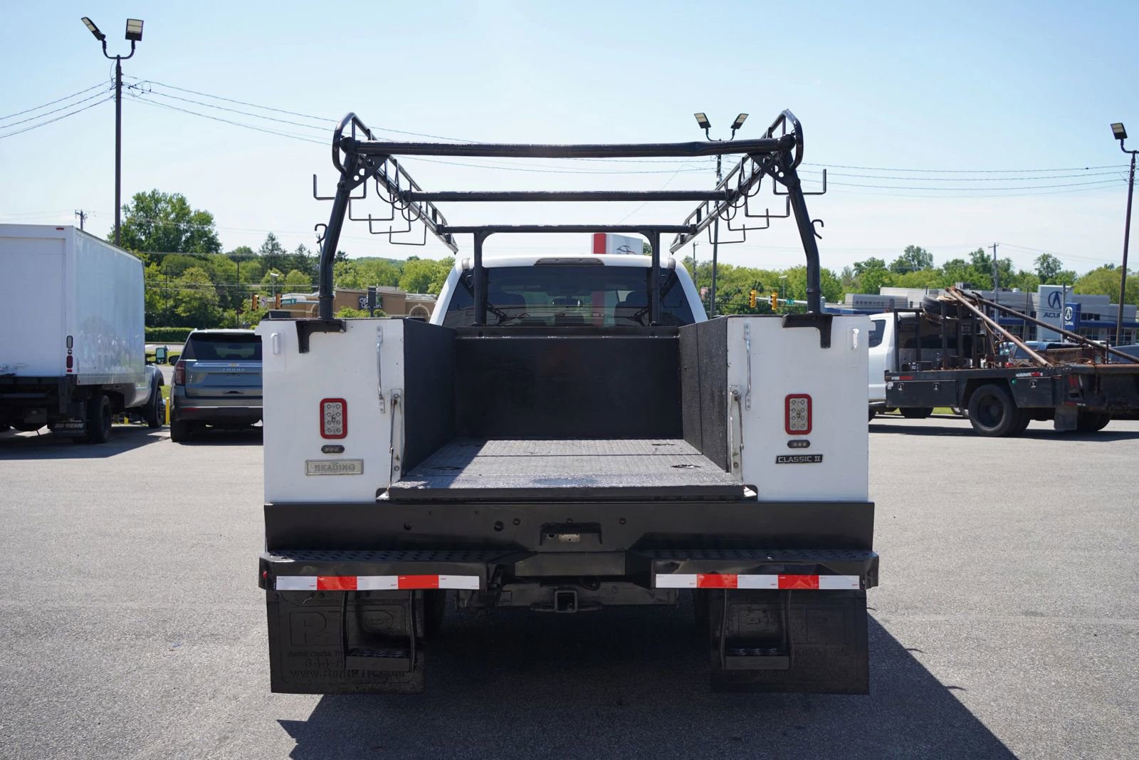 Used 2019 Ford F350 XL w/ Power Equipment Group AWD/4WD image 17