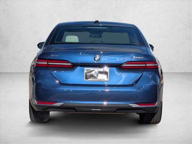 Used 2026 BMW 540i xDrive image 7