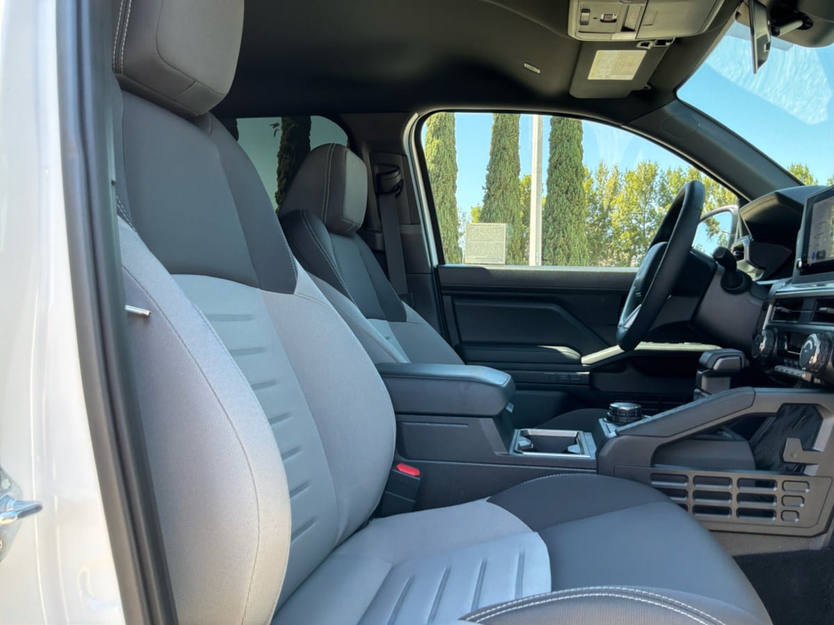 Used 2025 Toyota Tacoma TRD Sport AWD/4WD image 20