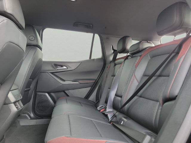 New 2027 Chevrolet Equinox RS FWD image 17