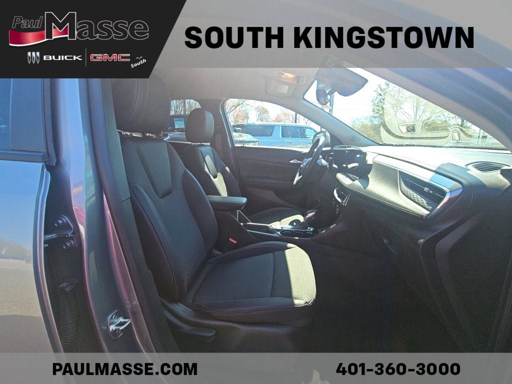 Used 2024 Buick Encore GX Preferred AWD/4WD image 19