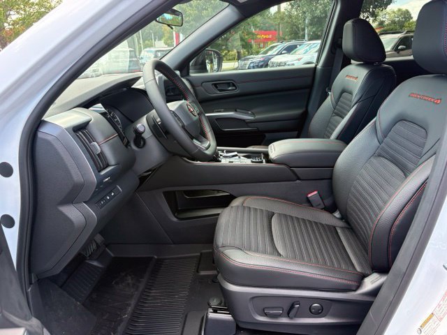 New 2026 Nissan Pathfinder Rock Creek AWD/4WD image 11