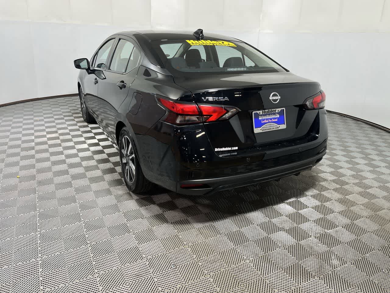 Used 2025 Nissan Versa SV FWD image 6