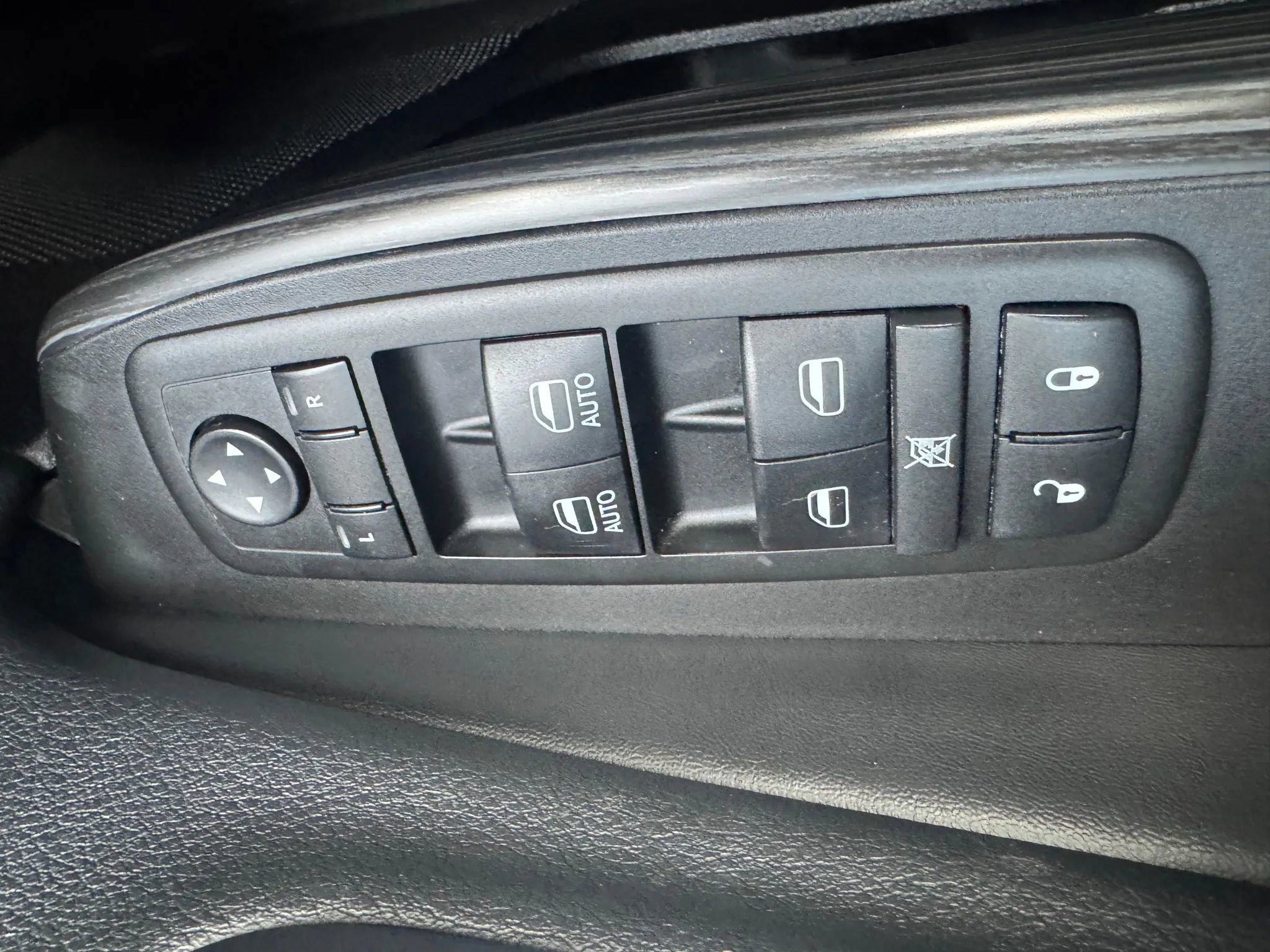 Used 2014 Jeep Cherokee Trailhawk w/ Leather Interior Group image 20