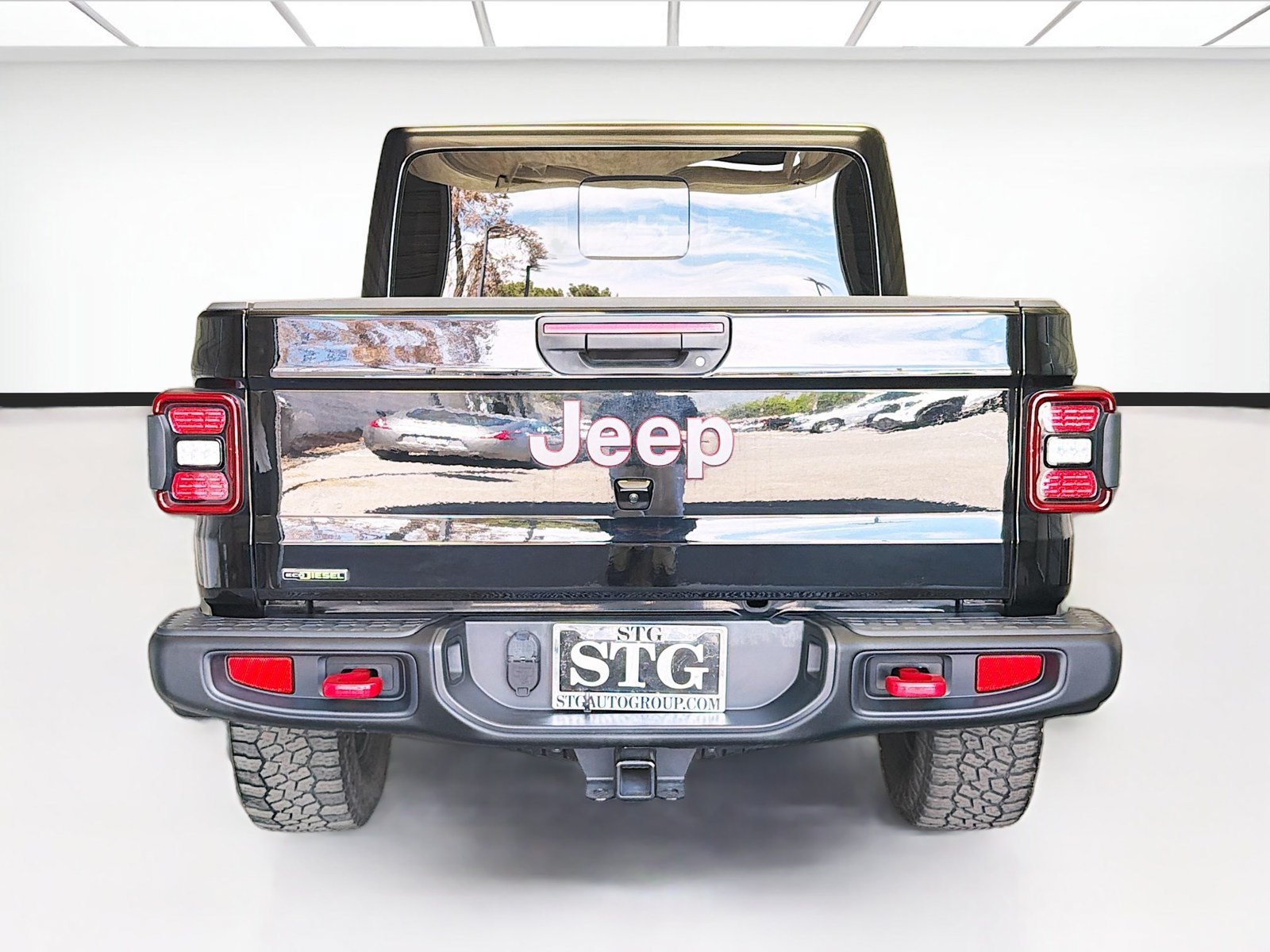 Used 2022 Jeep Gladiator Rubicon w/ LED Lighting Group AWD/4WD image 5
