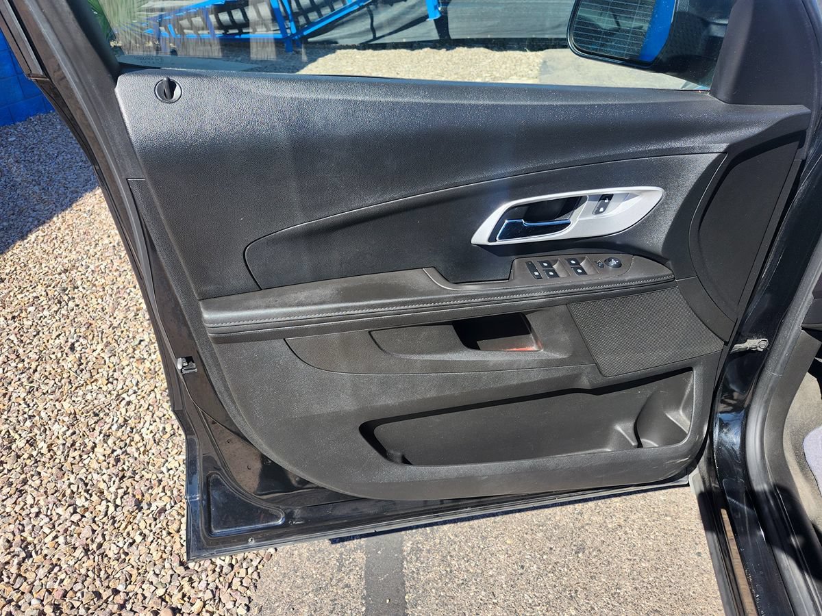 Used 2015 Chevrolet Equinox LS FWD image 14
