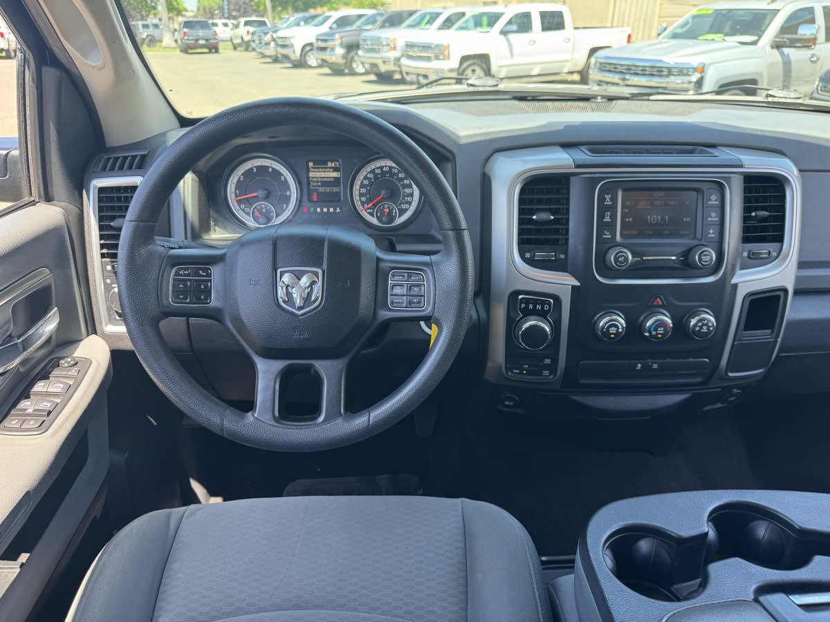 Used 2017 RAM 1500 Classic SLT AWD/4WD image 23