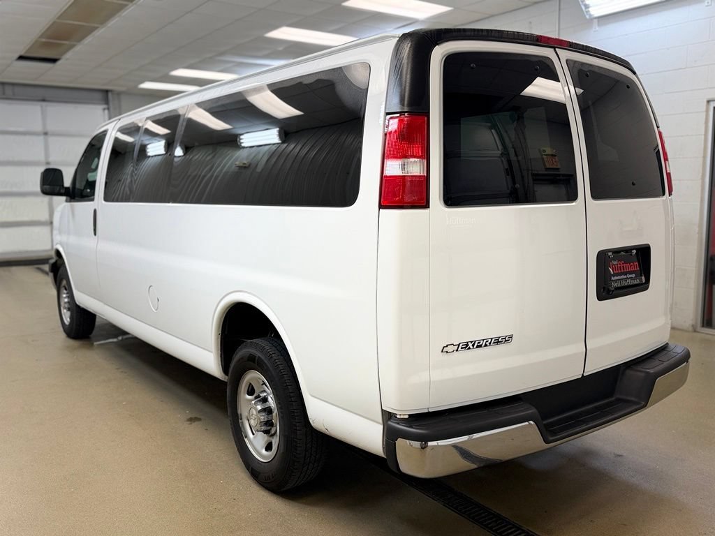 Used 2020 Chevrolet Express 3500 LT w/ LT Preferred Equipment Group RWD image 7