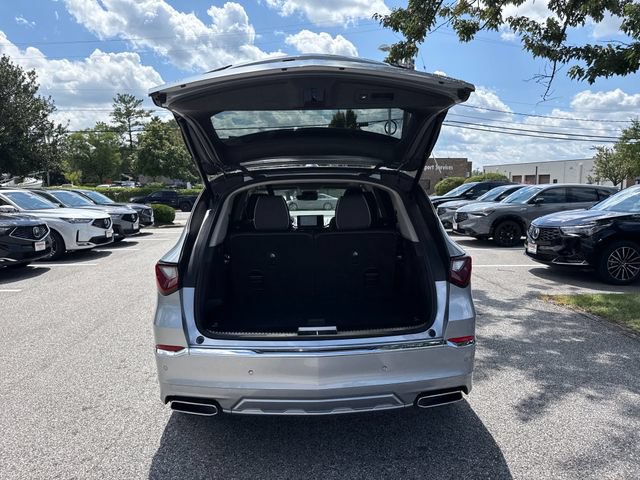 Certified 2026 Acura MDX w/ Advance Package AWD/4WD image 11