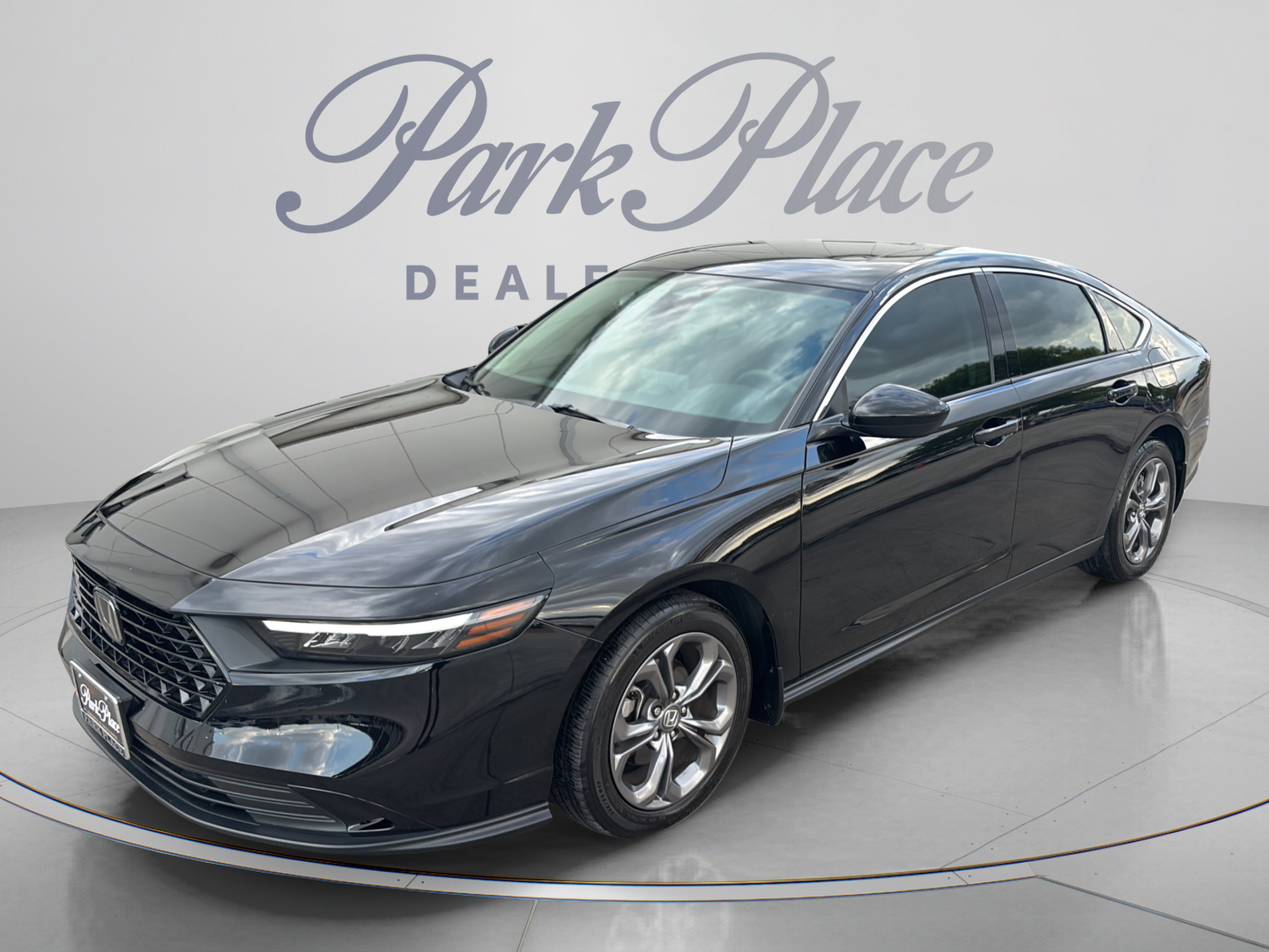 Used 2024 Honda Accord EX