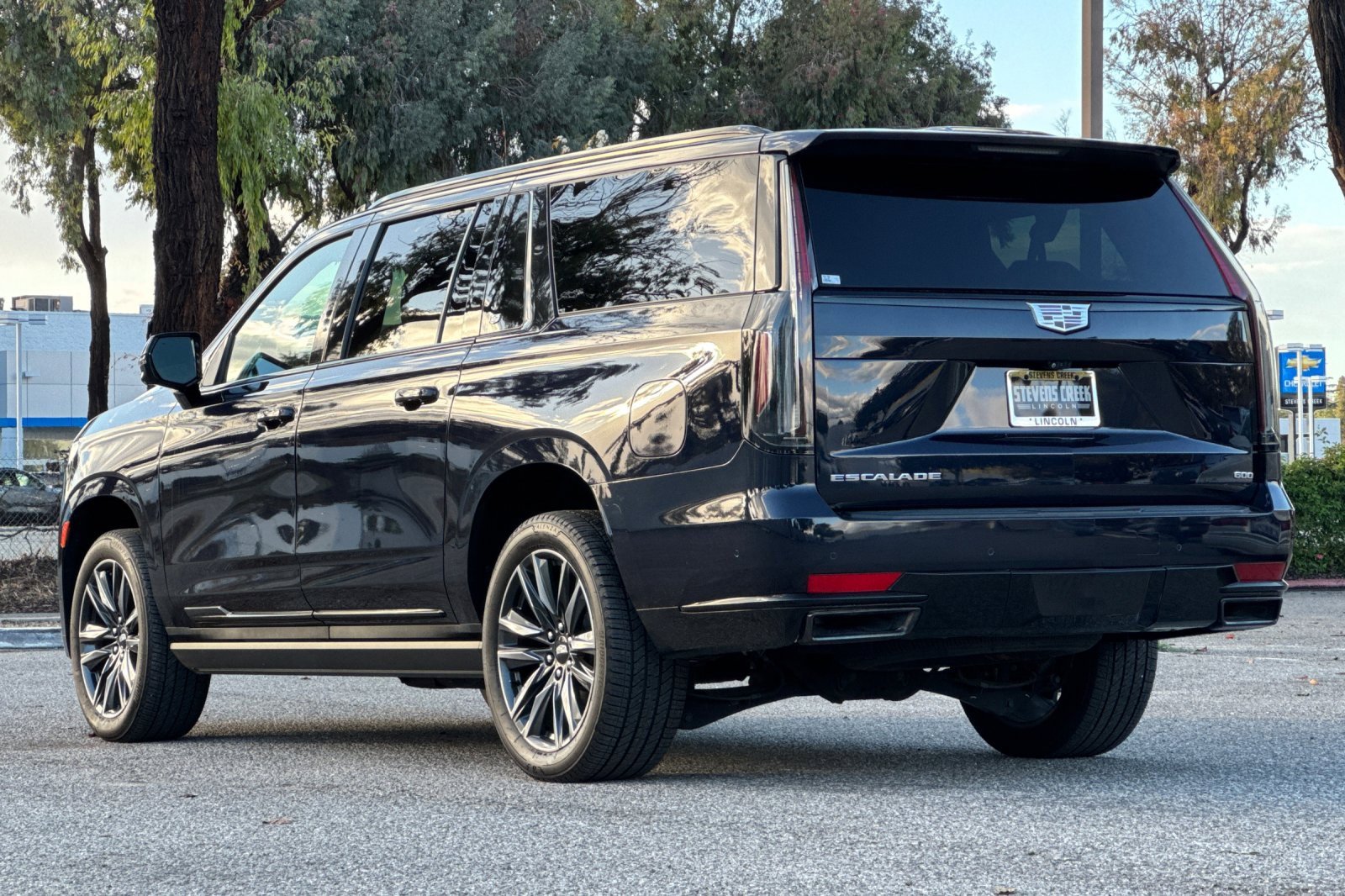 Used 2021 Cadillac Escalade ESV Sport w/ Driver Assist Tech Package image 6