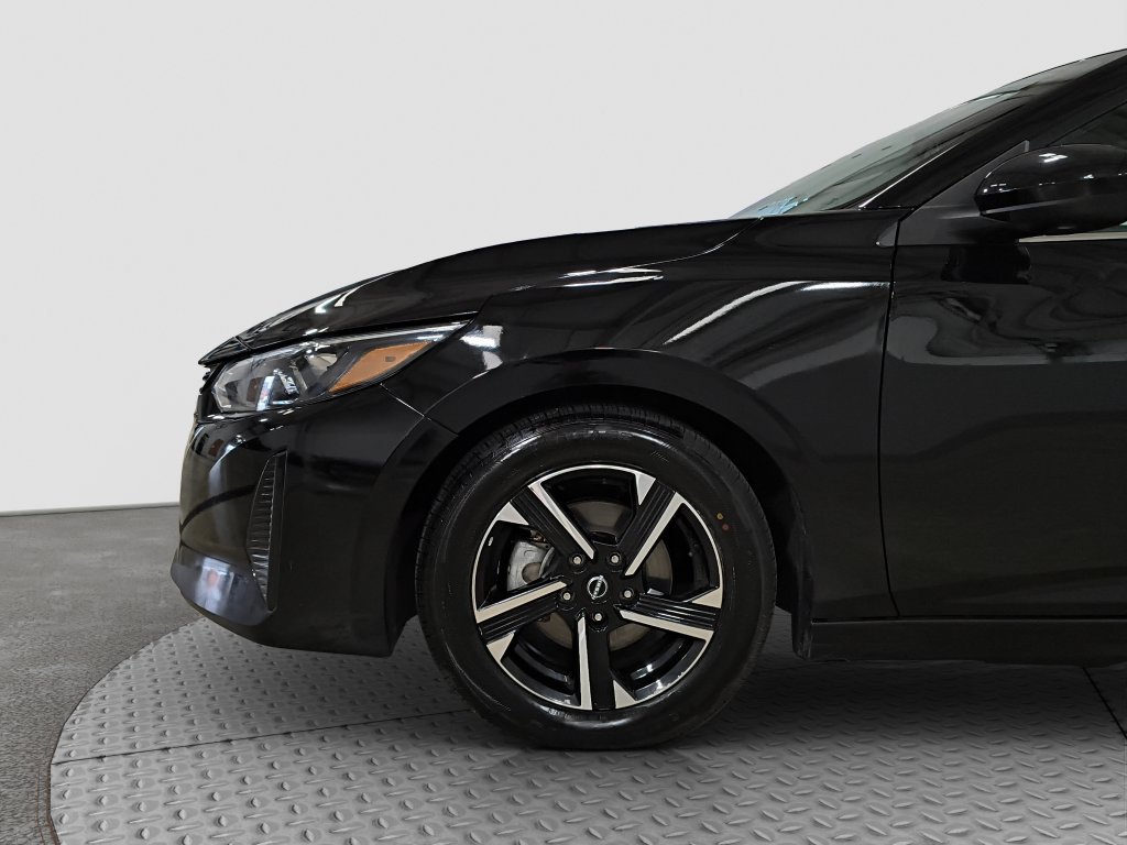Used 2025 Nissan Sentra SV FWD image 23