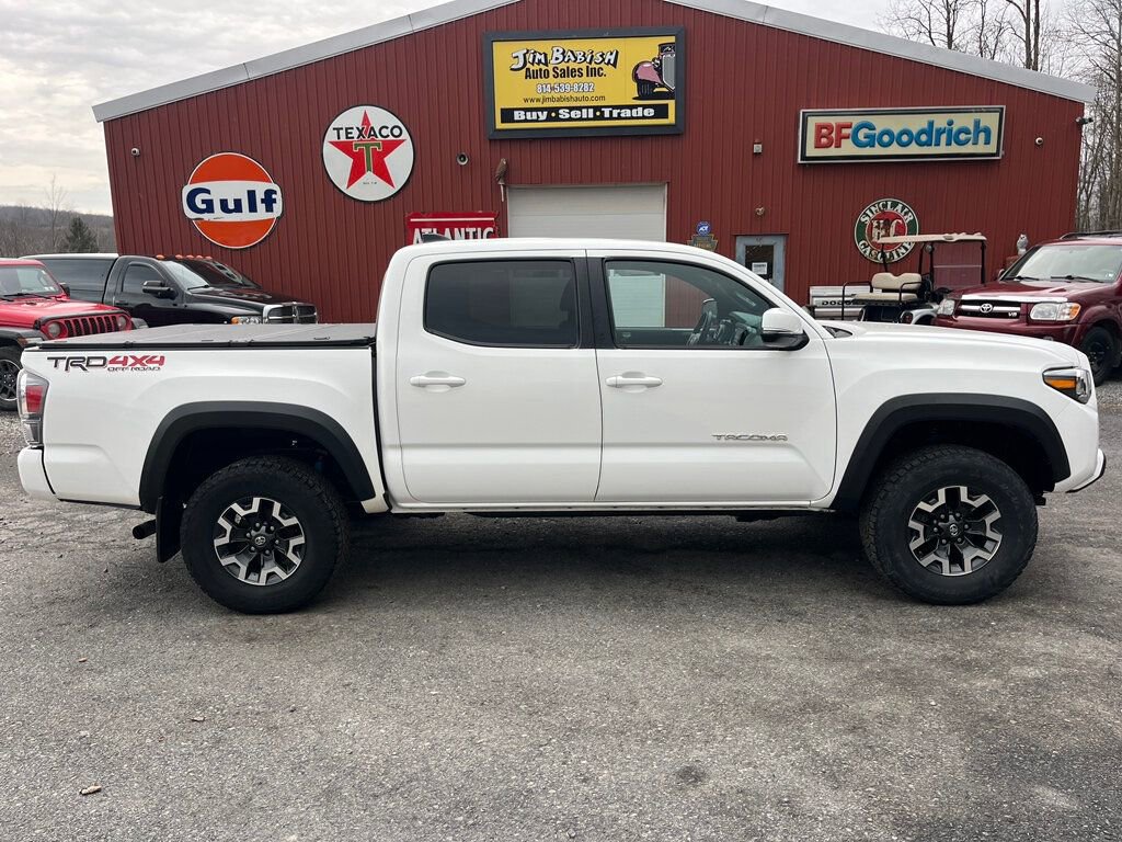 Used 2022 Toyota Tacoma 4x4 Double Cab image 3