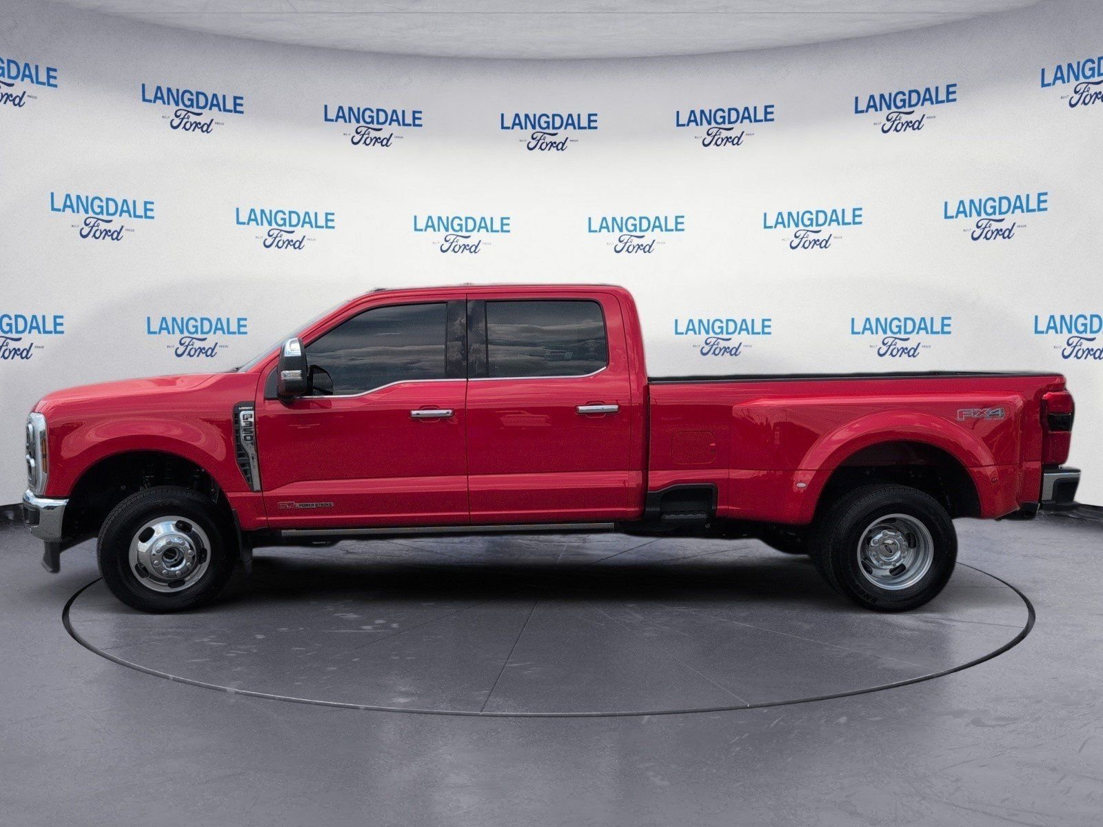 Used 2025 Ford F350 Lariat w/ Lariat Ultimate Package AWD/4WD image 10