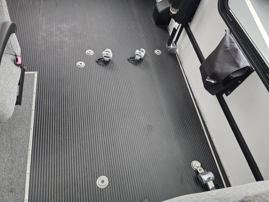 Used 2016 Chevrolet Express 3500 w/ Shuttle Bus Package image 24