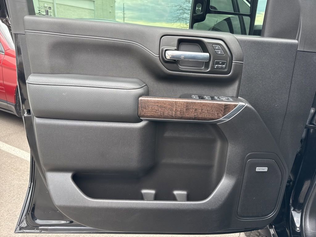 Used 2022 GMC Sierra 2500 Denali image 10