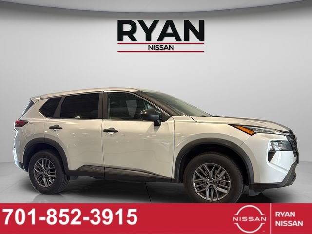 Certified 2024 Nissan Rogue S AWD/4WD image 18