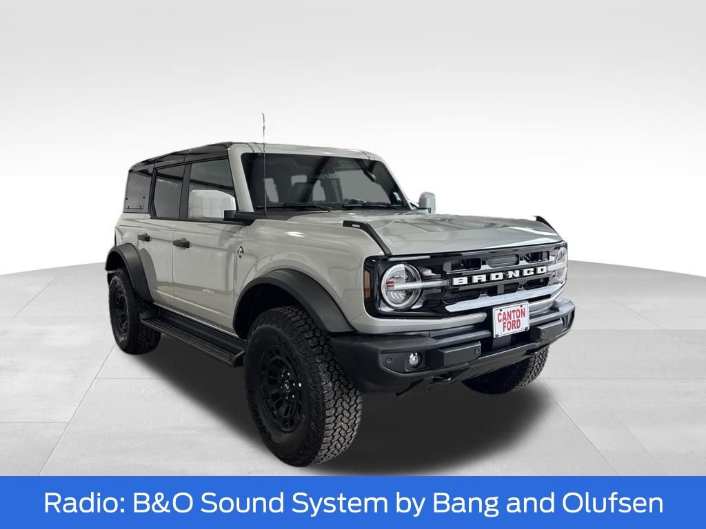 New 2026 Ford Bronco Outer Banks w/ Sasquatch Package image 9