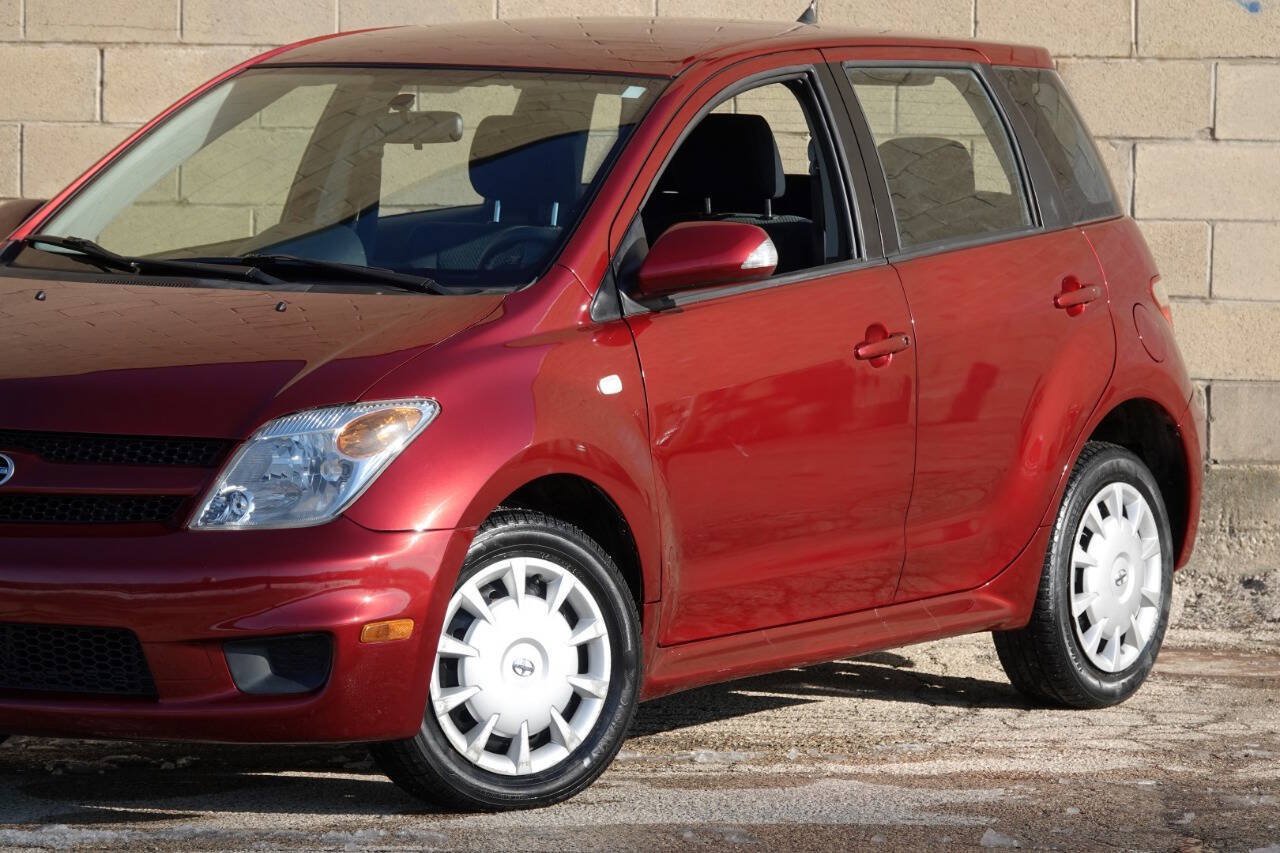 Used 2006 Scion xA FWD image 10