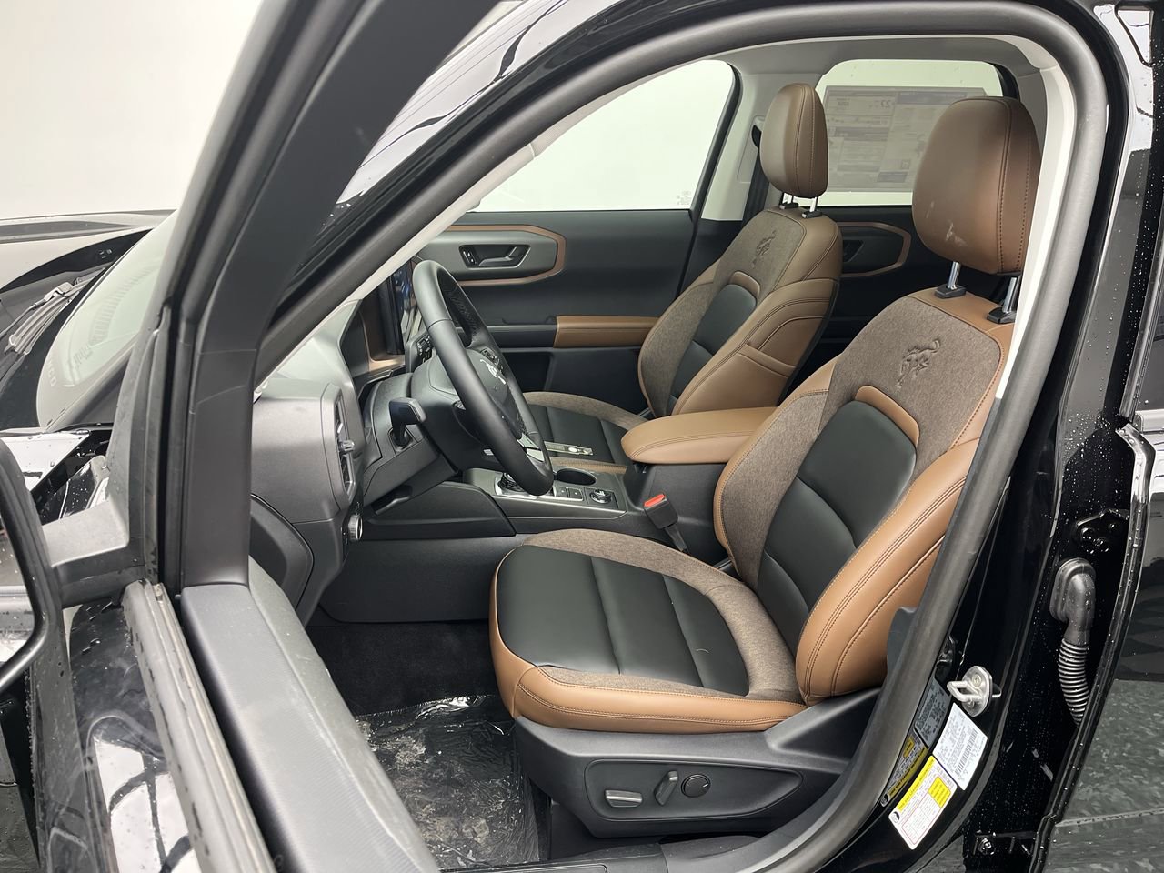 New 2025 Ford Bronco Sport Outer Banks w/ Outer Banks Tech Package+ AWD/4WD image 10