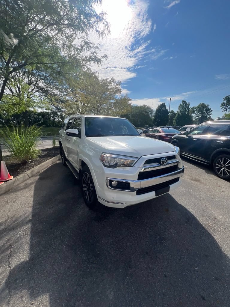 Used 2018 Toyota 4Runner Limited AWD/4WD image 6