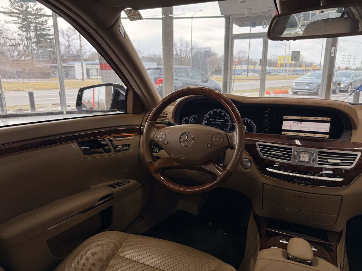 Used 2010 Mercedes-Benz S 550 4MATIC Sedan image 44