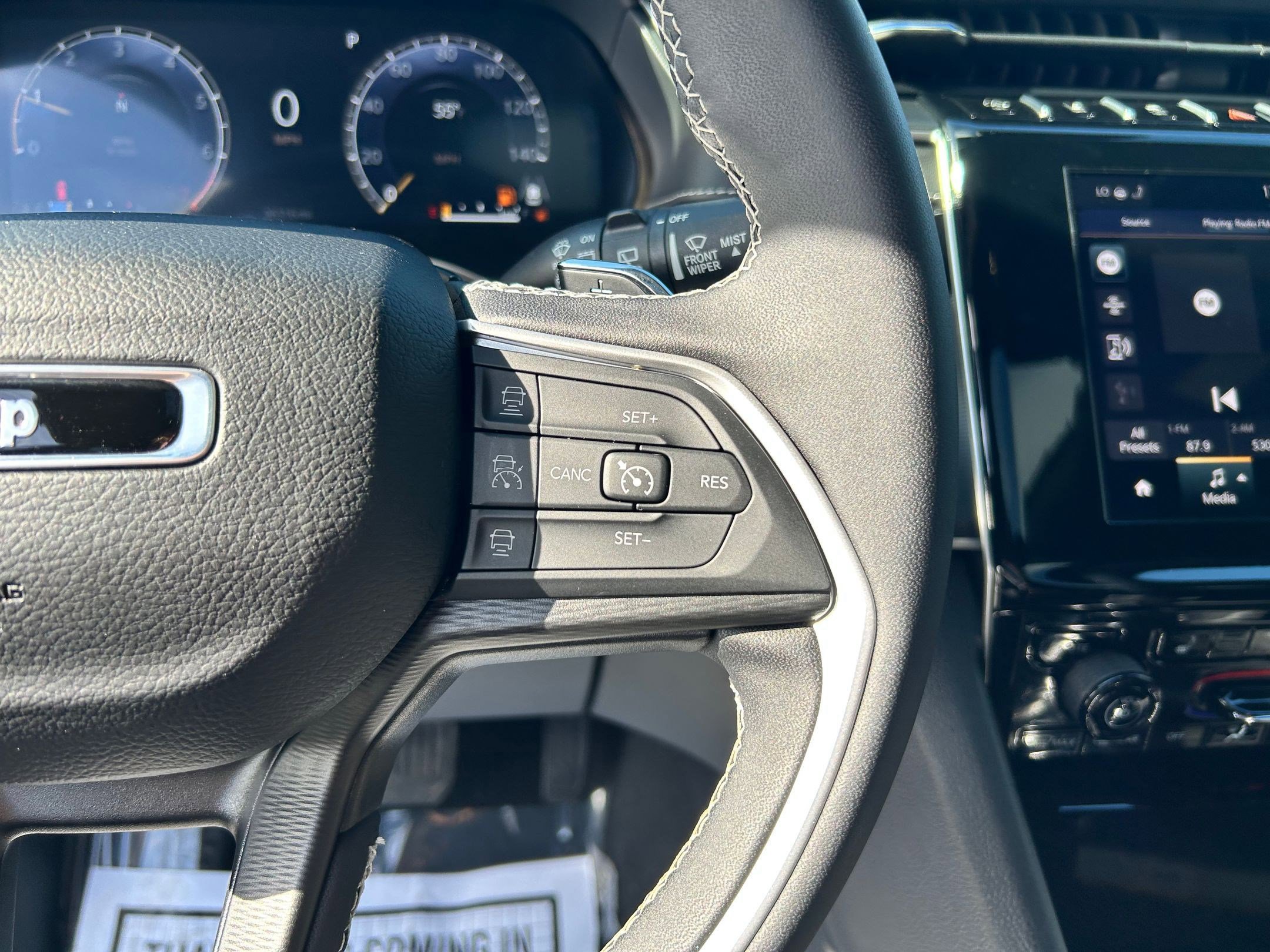 Used 2024 Jeep Grand Cherokee L Altitude image 13