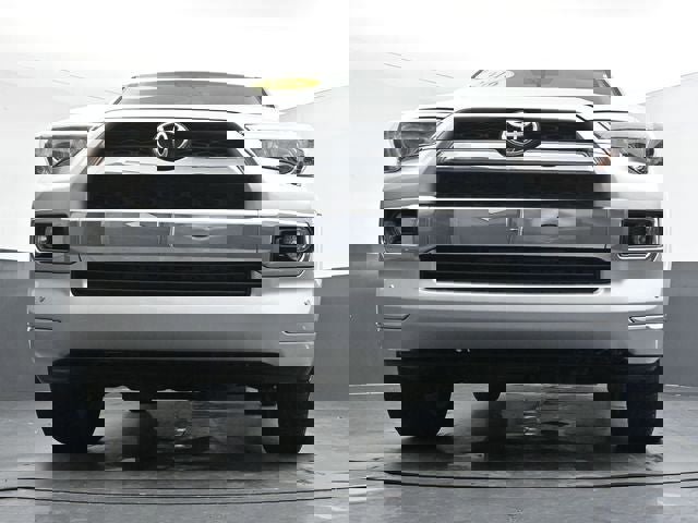 Used 2016 Toyota 4Runner Limited image 28