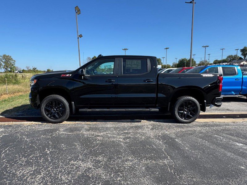 New 2026 Chevrolet Silverado 1500 LT Trail Boss w/ Convenience Package II image 2