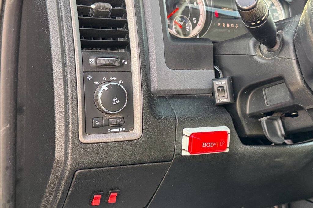 Used 2016 RAM 5500 Tradesman w/ Max Tow Package AWD/4WD image 16