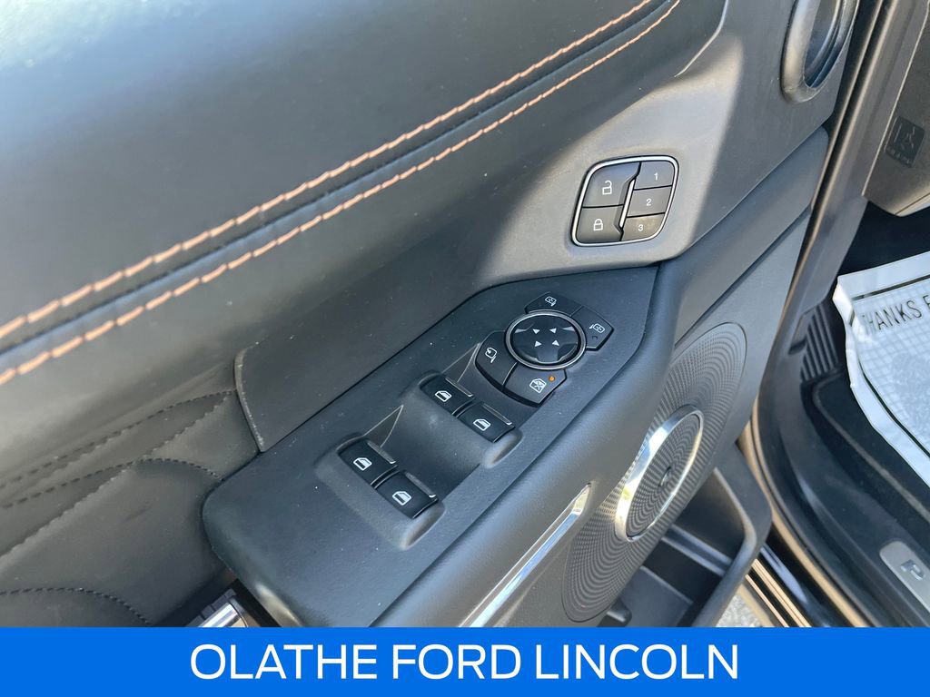 Used 2024 Ford Expedition Max Platinum AWD/4WD image 13