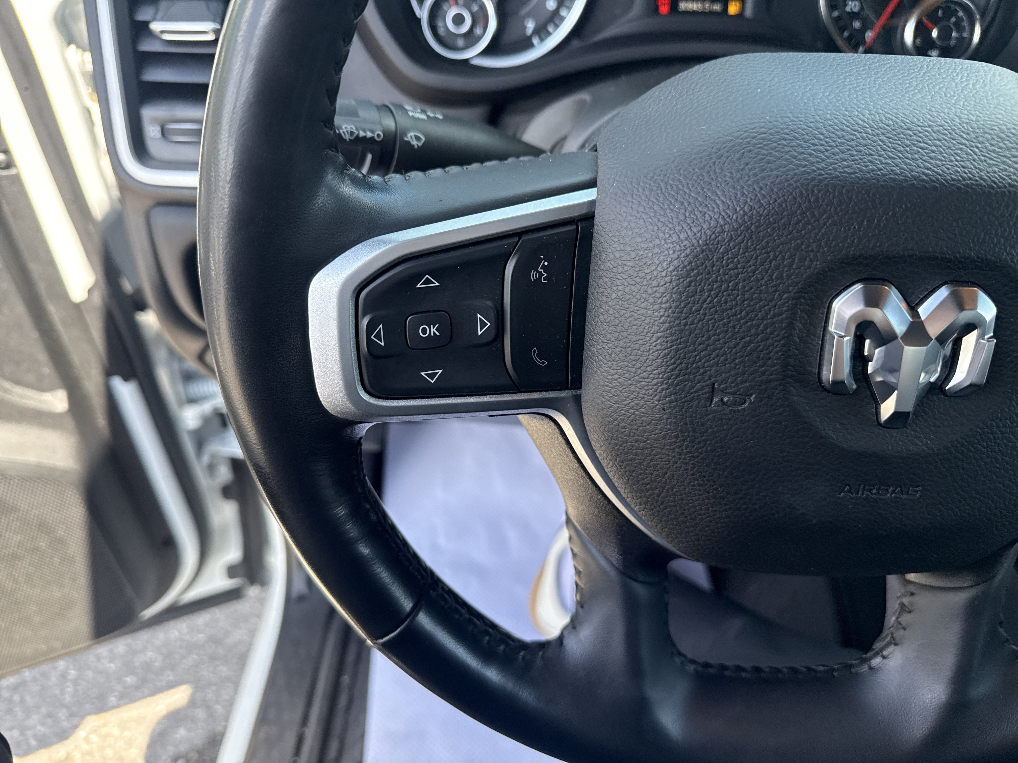 Used 2023 RAM 2500 Big Horn w/ Level 1 Equipment Group AWD/4WD image 19