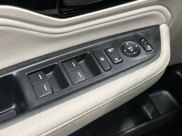 Certified 2025 Honda Odyssey Touring image 21