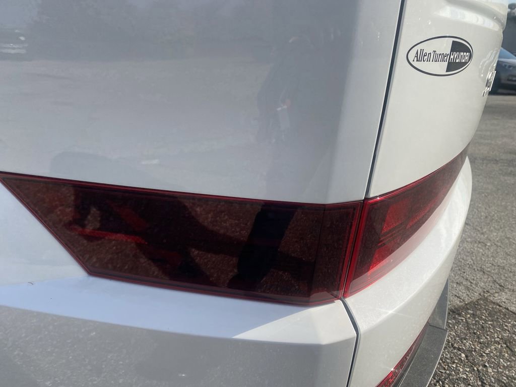 New 2026 Hyundai Santa Fe SEL FWD image 11