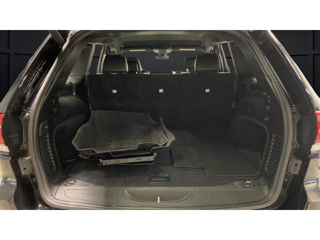 Used 2020 Jeep Grand Cherokee Altitude AWD/4WD image 26