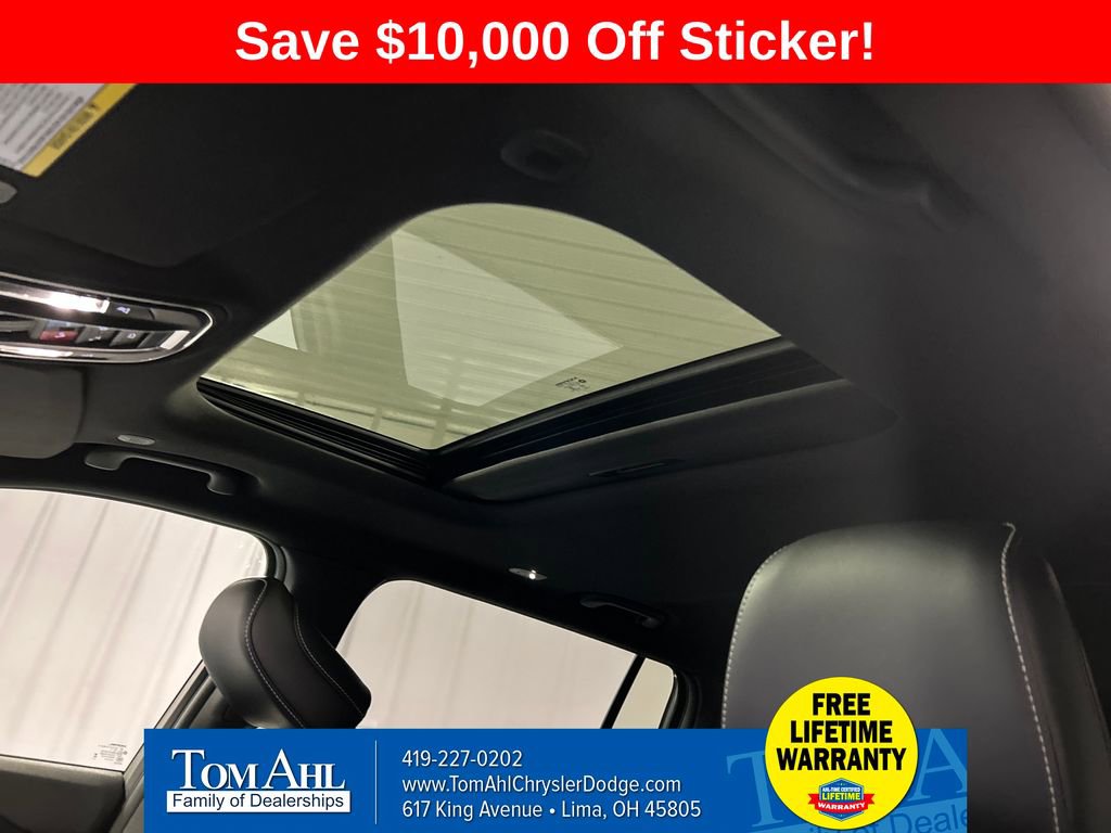 New 2025 Jeep Grand Cherokee L Altitude image 21