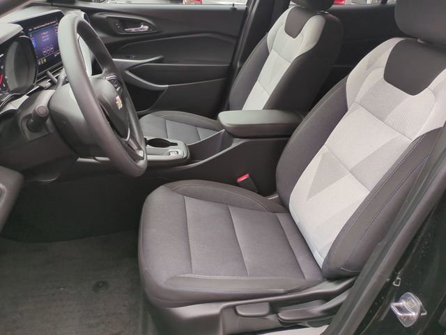 Certified 2024 Chevrolet Trax LS FWD image 17