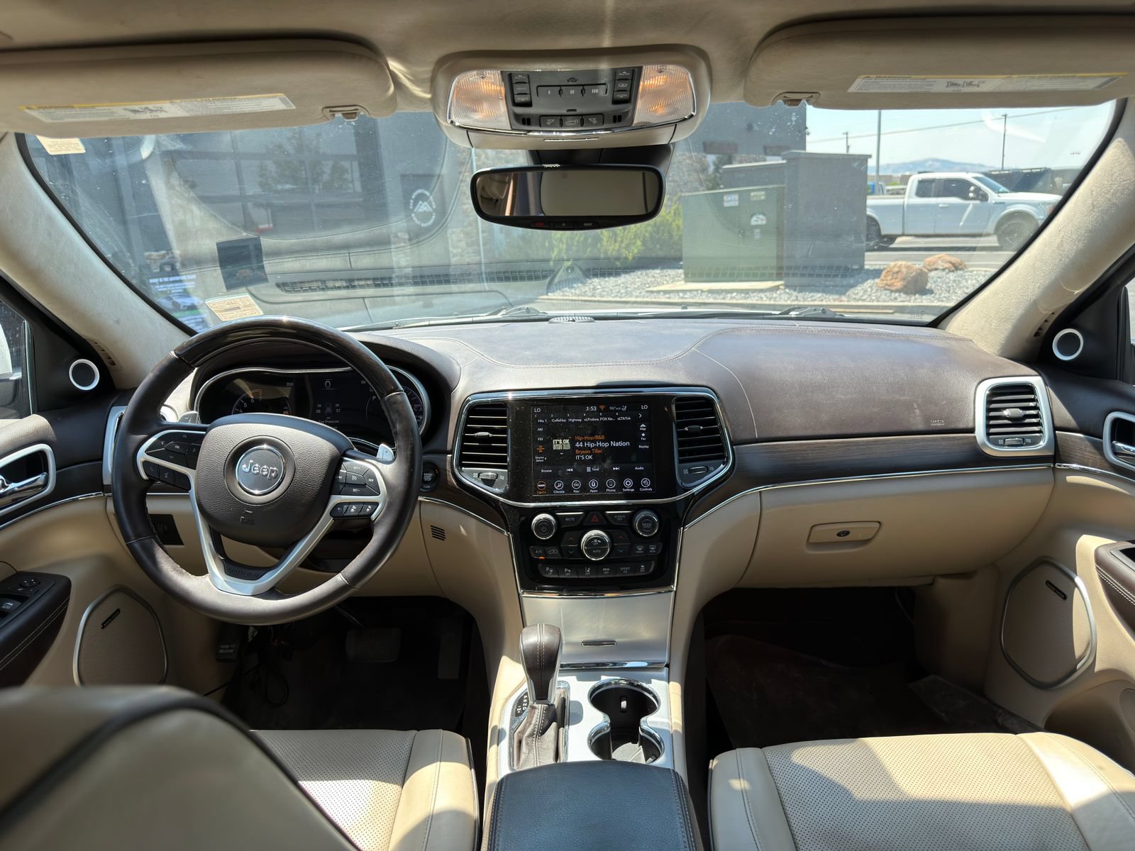 Used 2021 Jeep Grand Cherokee Summit AWD/4WD image 10
