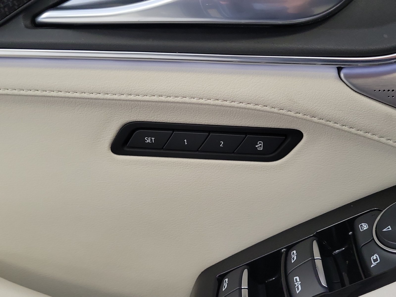 Used 2020 Cadillac CT5 V w/ Premium Package RWD image 19