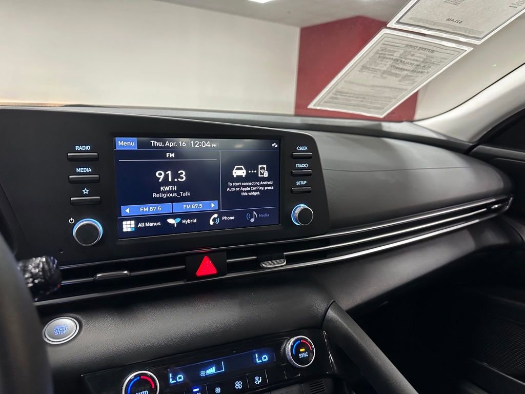 Used 2023 Hyundai Elantra Blue image 20