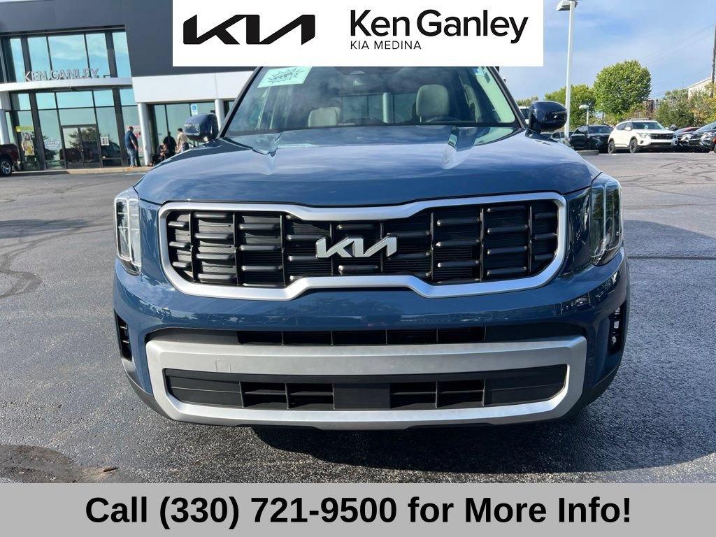 Certified 2024 Kia Telluride S w/ S Sunroof Package AWD/4WD image 18