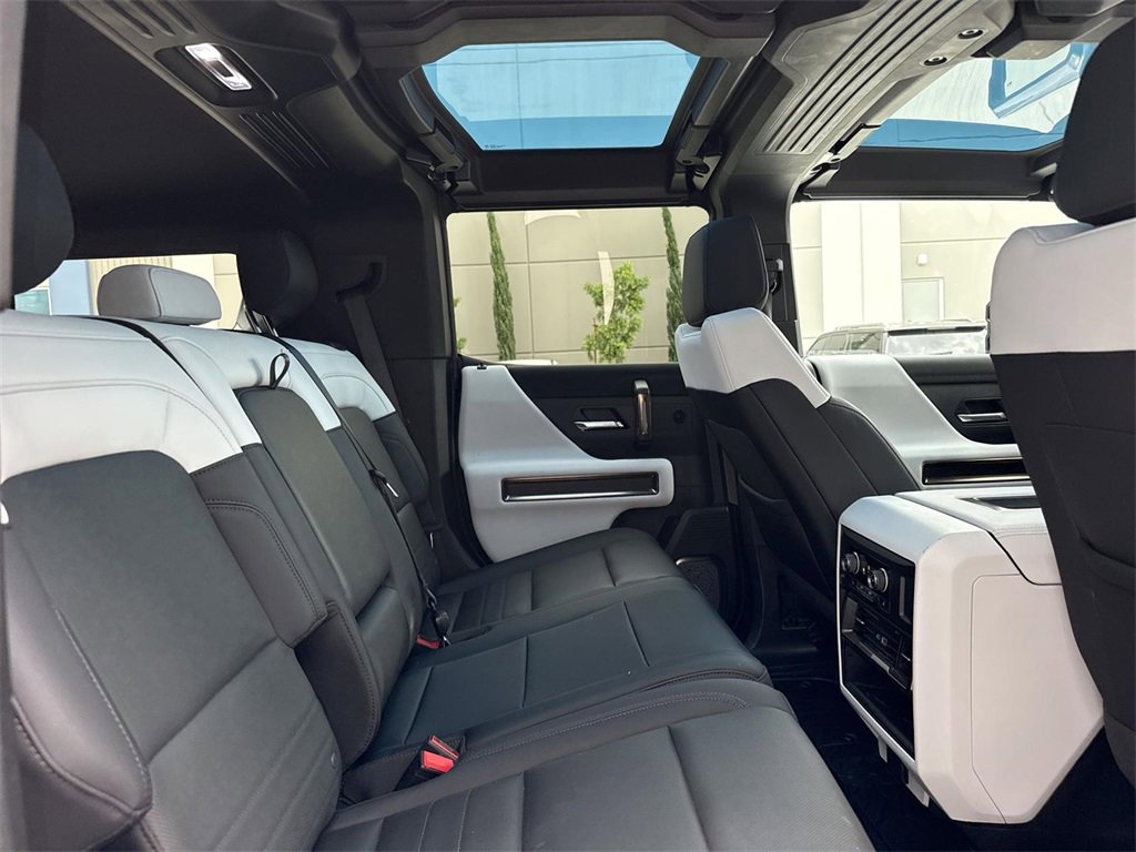 Used 2024 GMC Hummer EV 2X w/ Extreme Off-Road Package image 26