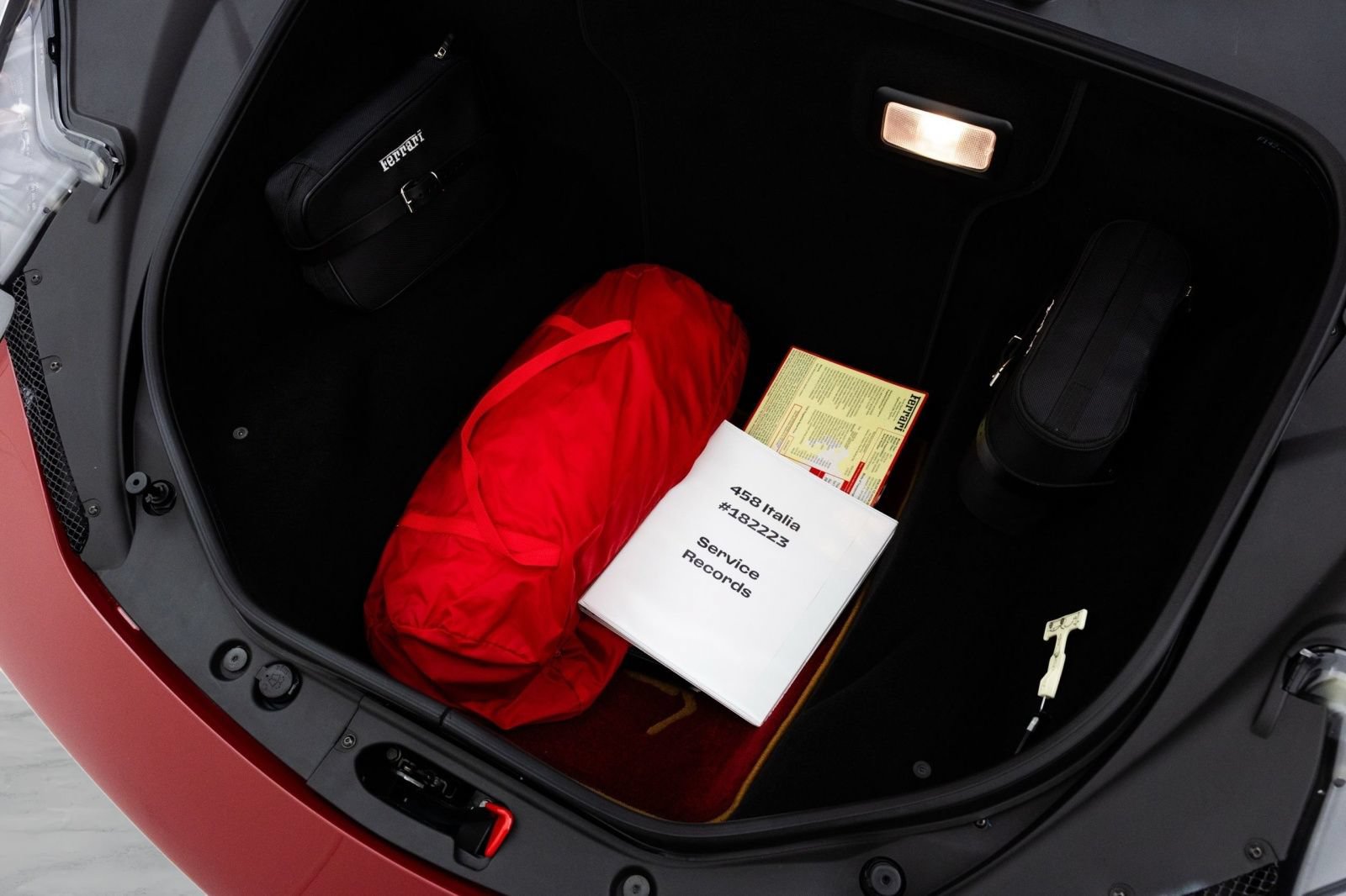 Used 2011 Ferrari 458 Italia Coupe RWD image 26