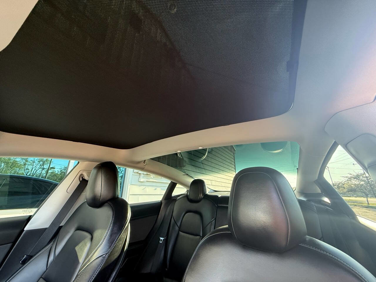 Used 2022 Tesla Model 3 Long Range AWD/4WD image 27