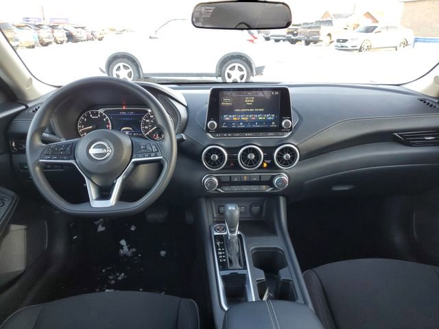 Used 2025 Nissan Sentra SV image 27