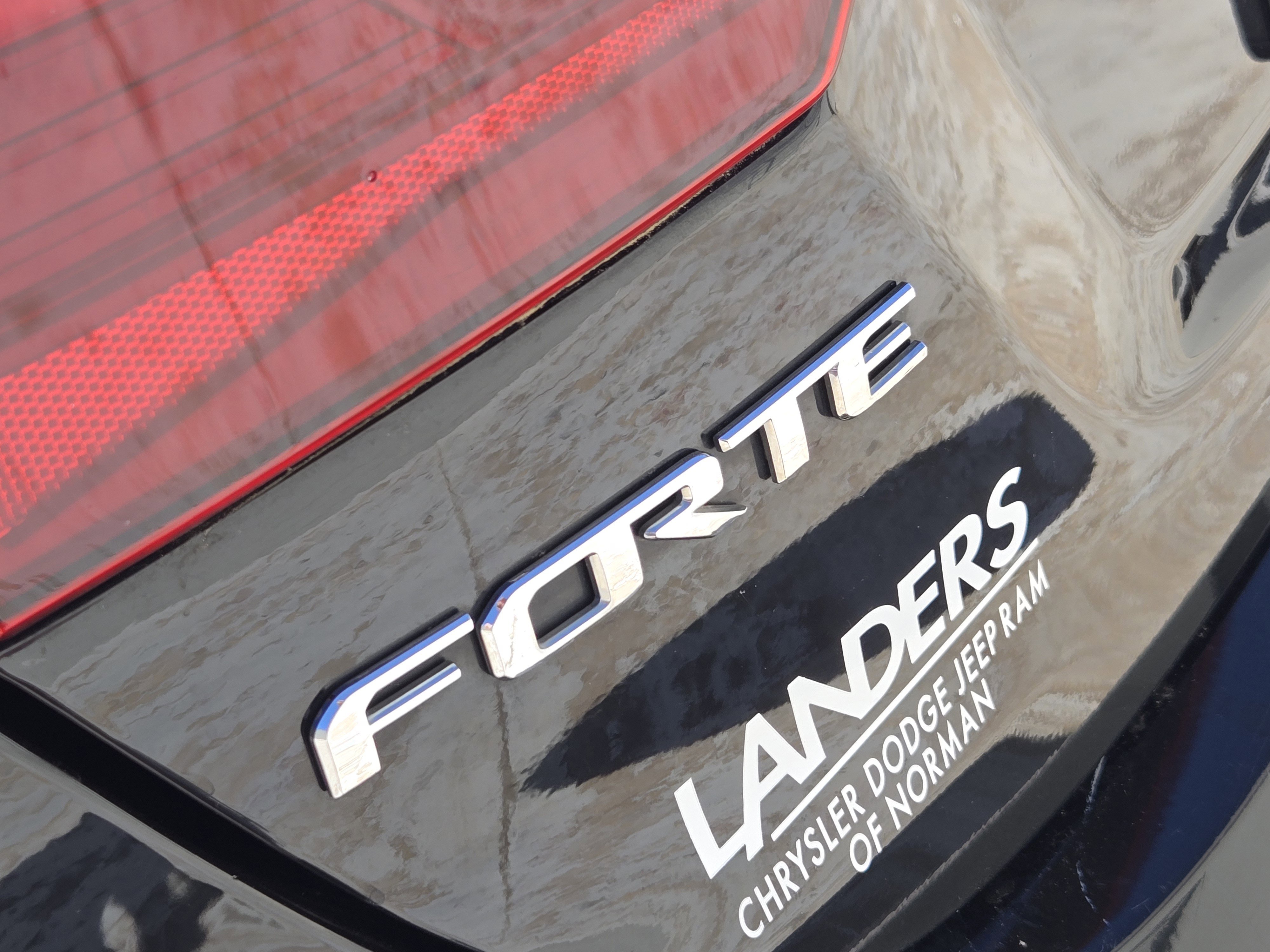 Used 2021 Kia Forte LXS image 13