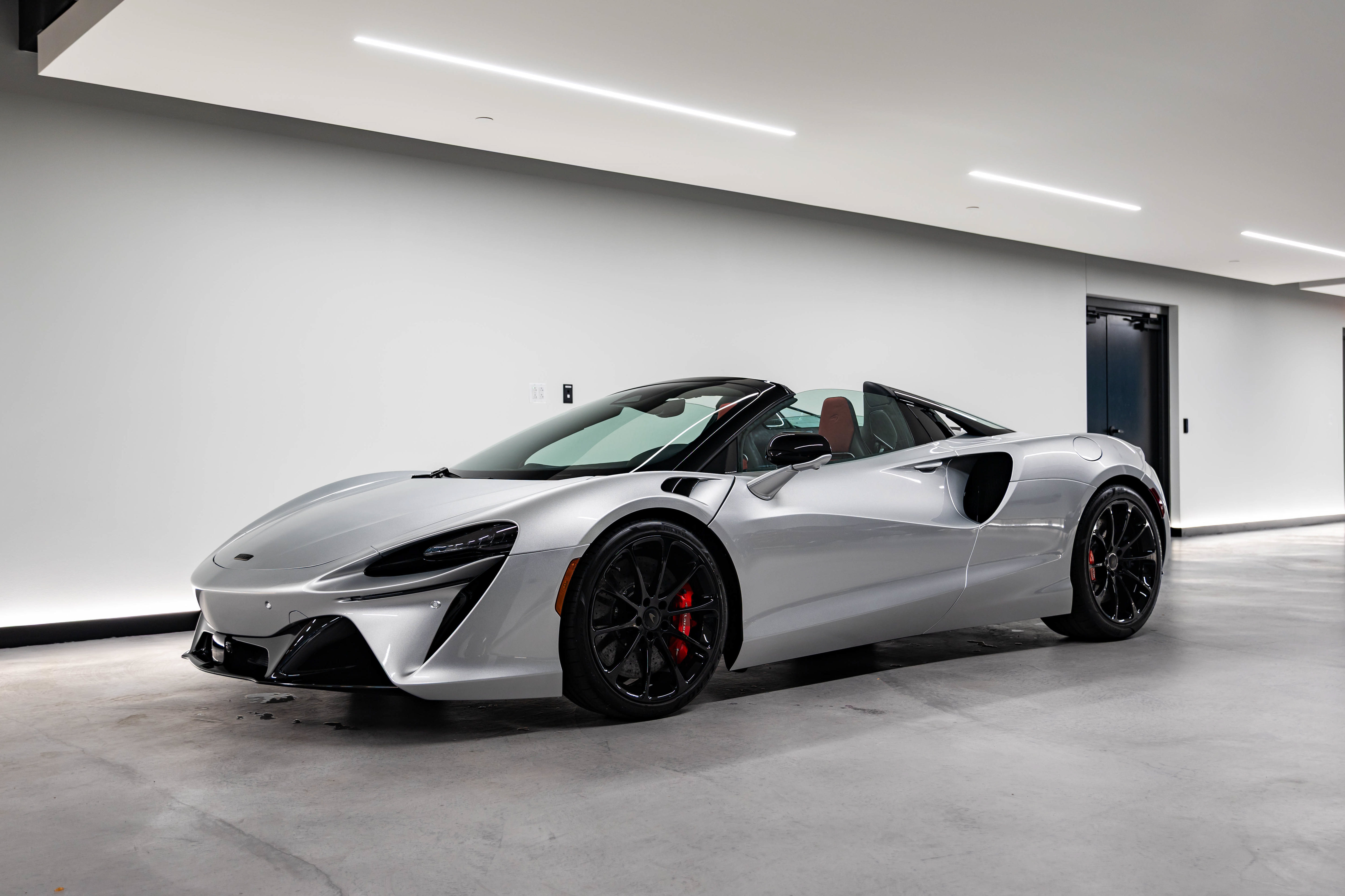 New 2027 McLaren Artura Spider