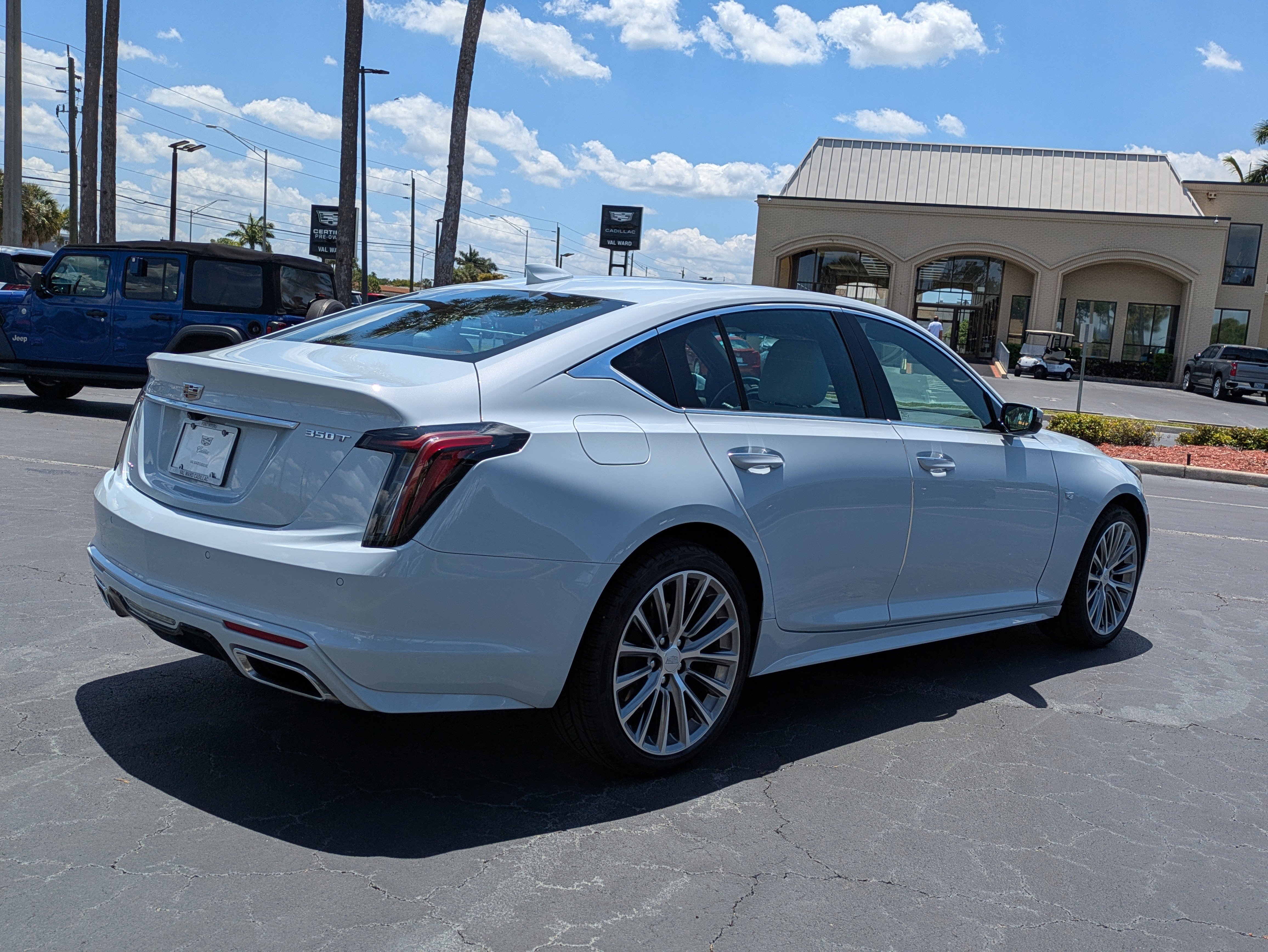 Used 2022 Cadillac CT5 Premium Luxury AWD/4WD image 6